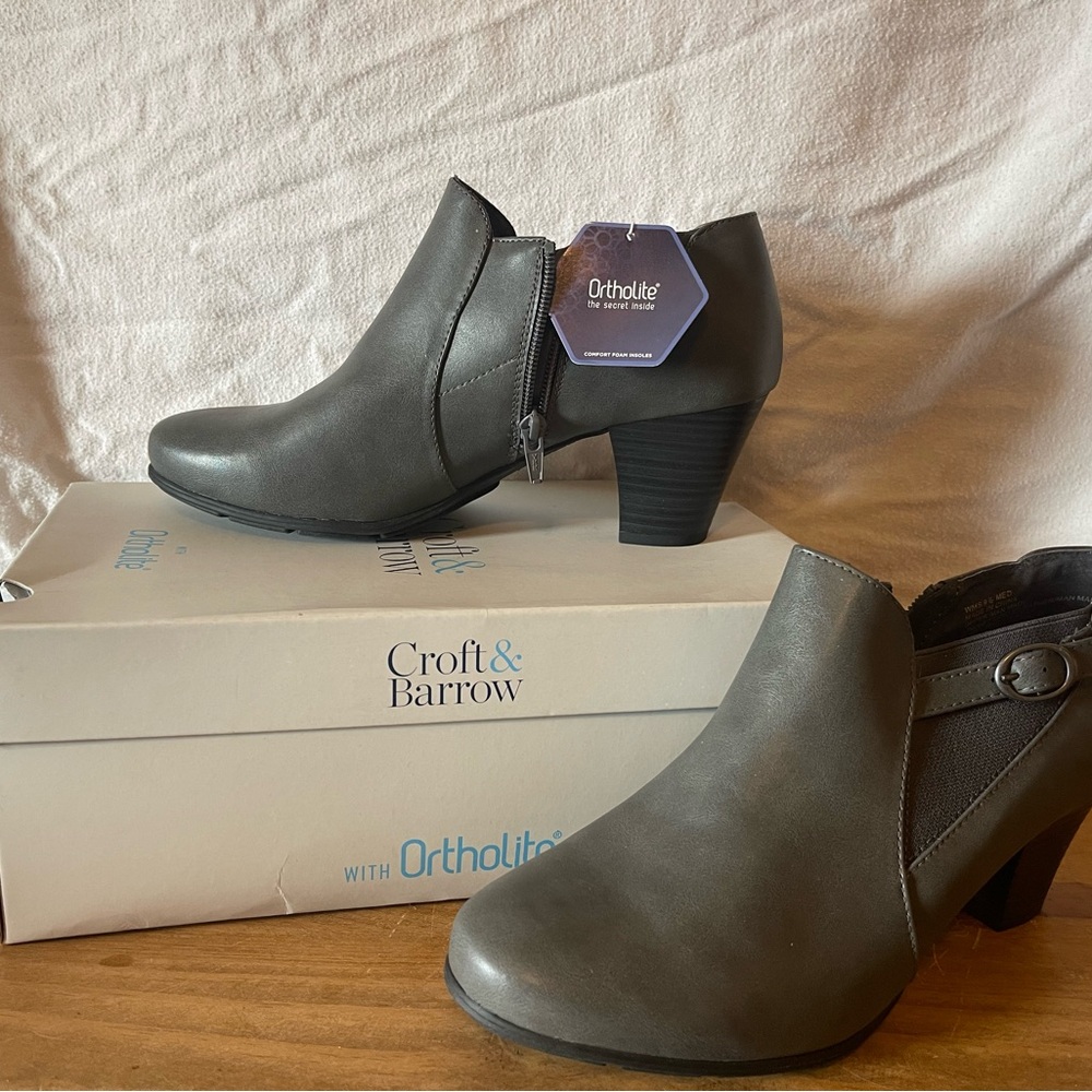 Croft & Barrow Gray Heeled Boots with Side Zipper